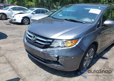 2016 Honda Odyssey Touring/Touring Elite z USA, uszkodzony, nr VIN 5FNRL5H96GB142539